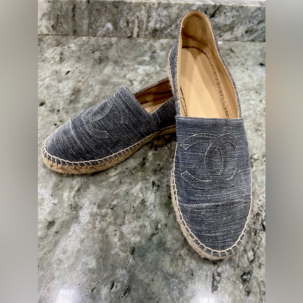 CHANEL Espadrilles Espadrille flats BRAND NEW Size 41 Size 10 Blue Grey Suede